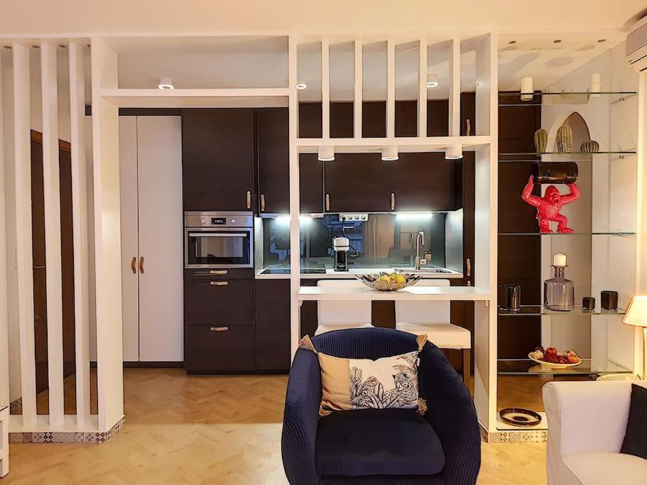Appartement Style Architecte Proche De La Plage คานส์ ภายนอก รูปภาพ