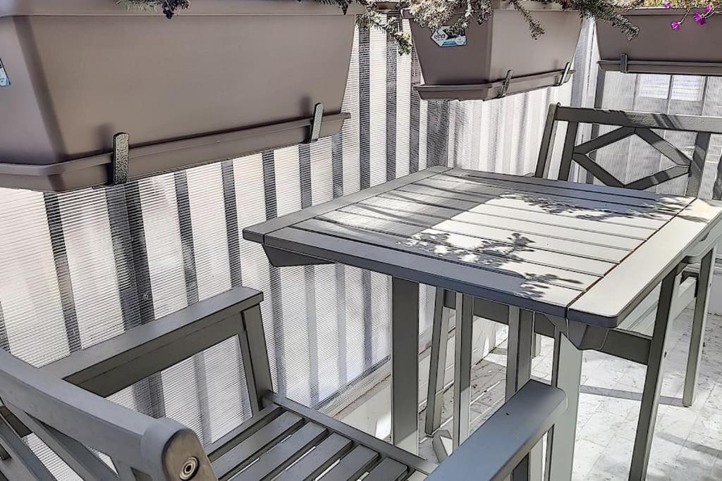 Appartement Style Architecte Proche De La Plage คานส์ ภายนอก รูปภาพ